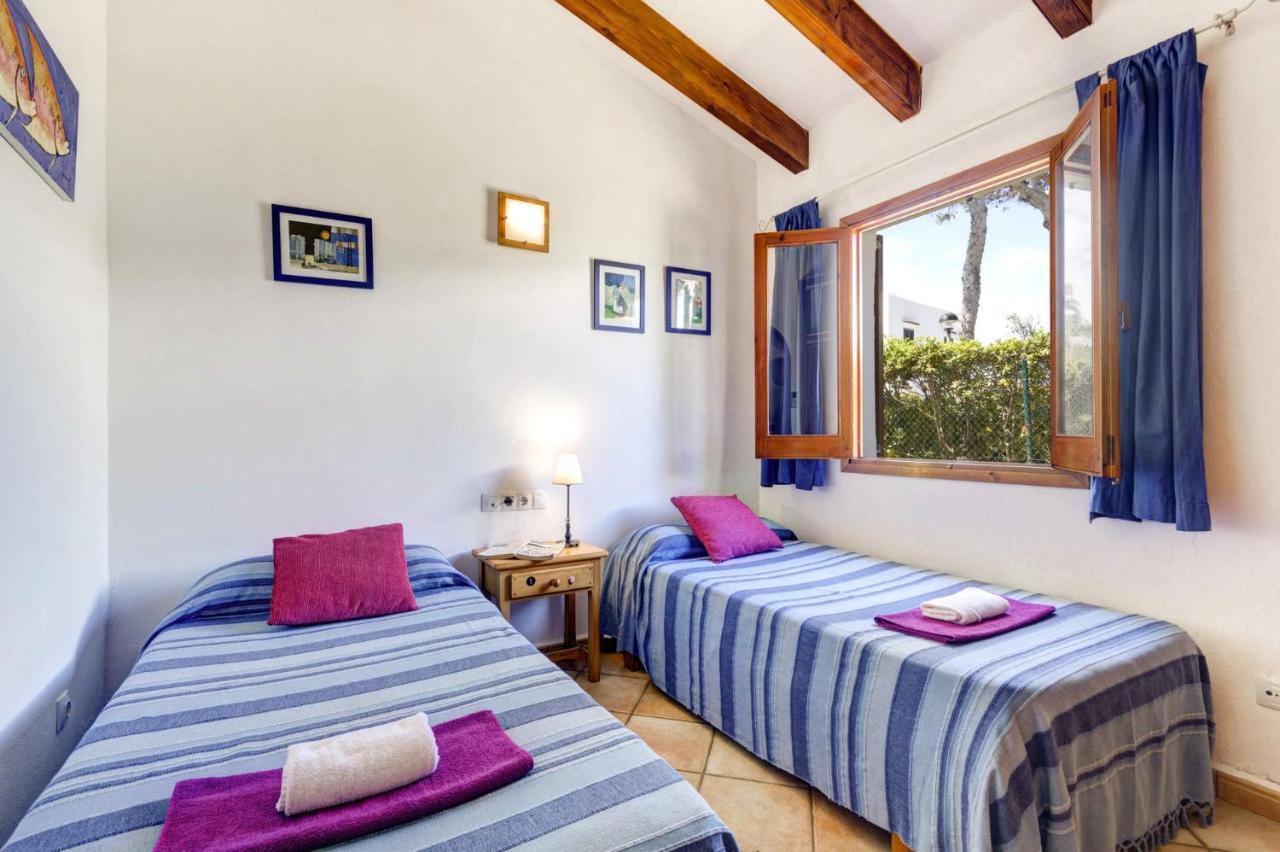 Gerard Villa, Cala Blanca Cala Santandria  Esterno foto